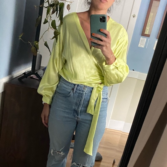 Rezek Studio Hustle Wrap Top size S Zest - Picture 5 of 7